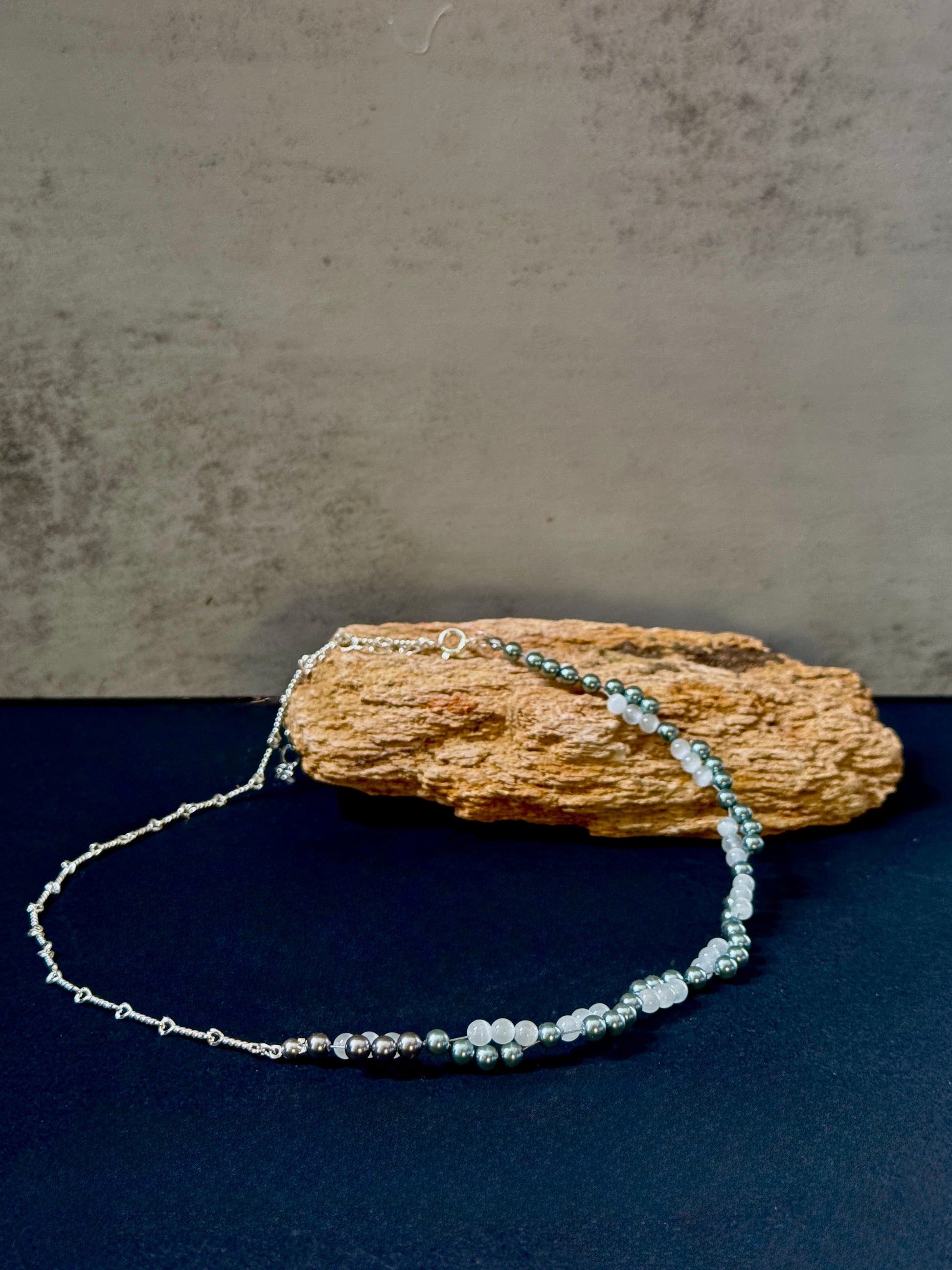 Dancing Light Necklace II